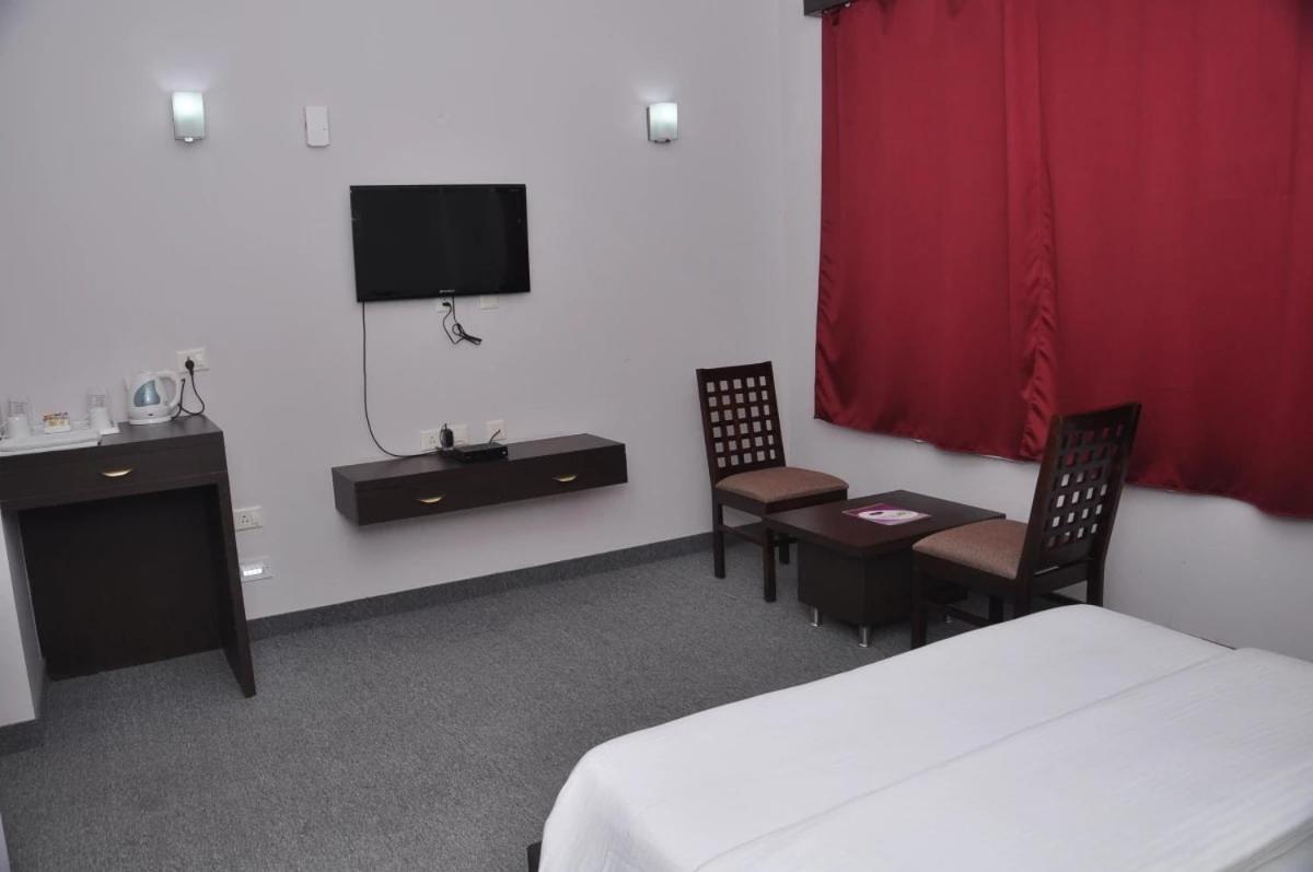 Neelkanth'S Bagar Inn Resort Jhunjhunu Zewnętrze zdjęcie
